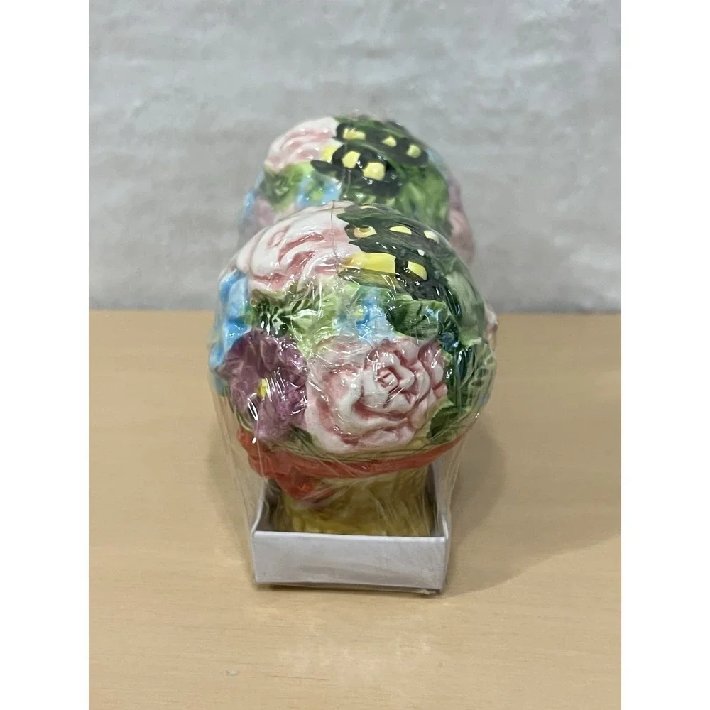 Ceramic Floral Basket Salt & Pepper Shakers Set in Box‎ Multicolor Spring